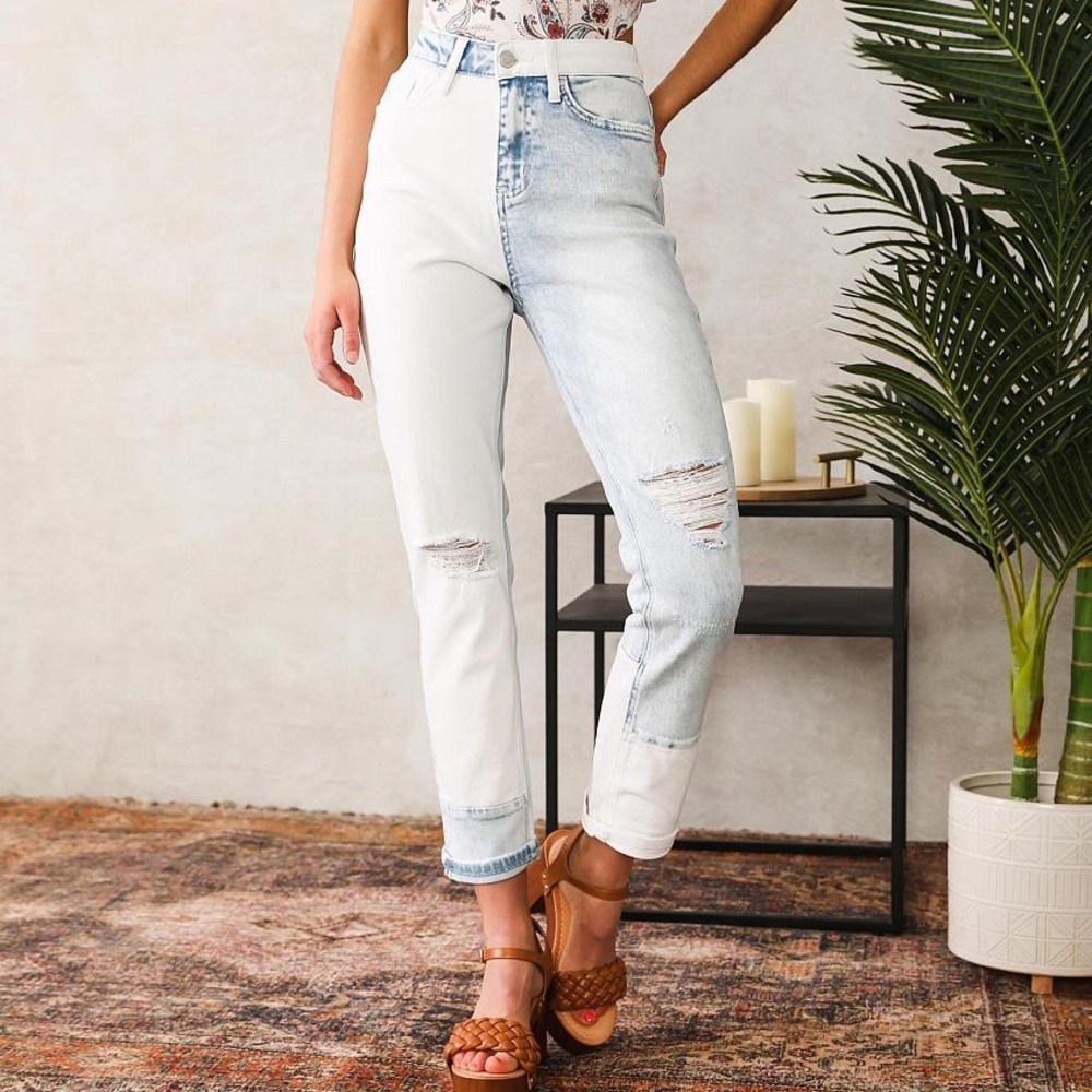 Bridge by Gly White/Blue Contrast Mom Jeans Size 30